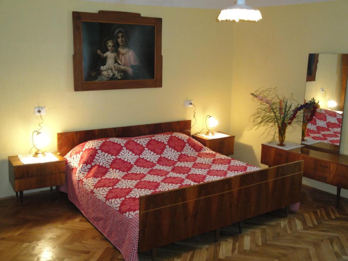 Authentic Traditional Soca Valley Home Kanal Luaran gambar